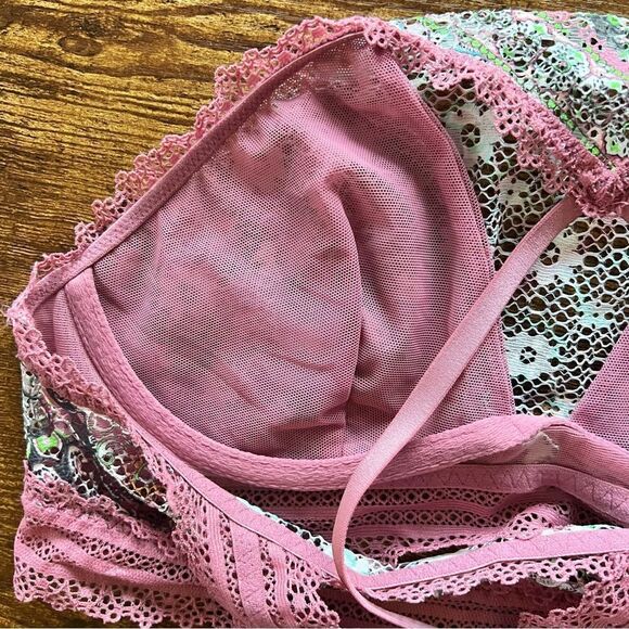 Victorias Secret Dusty Pink Pattern Lace Underwire Cropped Halter Bralette NWOT - Picture 5 of 8